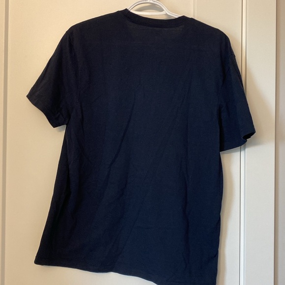 Navy blue Levi’s Tee - Picture 4 of 4